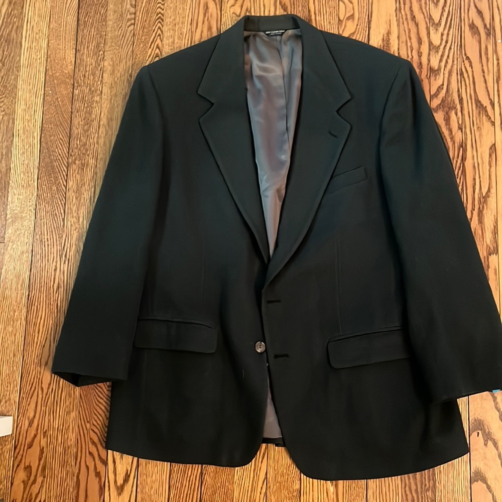 Dark green men’s camel hair sport coat